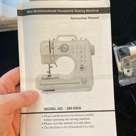 Mini Multifunctional Household Sewing Machine - Picture 5 of 5